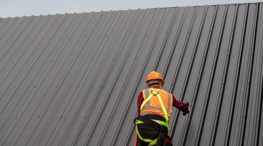 Expert top industrial roofings services in La Fontaine, IN
